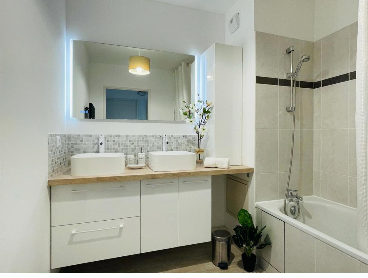 Joli Appartement Proche Disney Chanteloup-en-Brie Kültér fotó